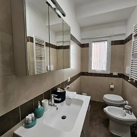 Apartment Be Your - Barbarella's