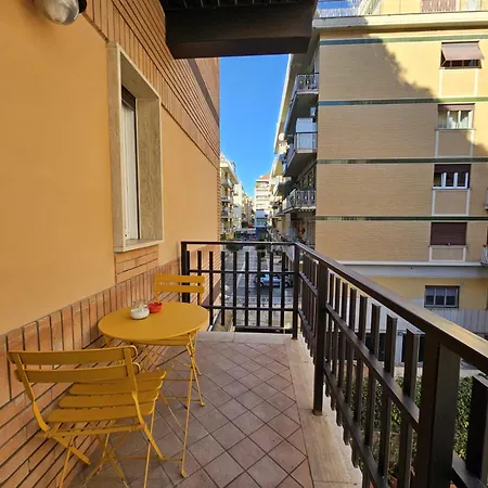 Apartment Be Your - Barbarella's Rome